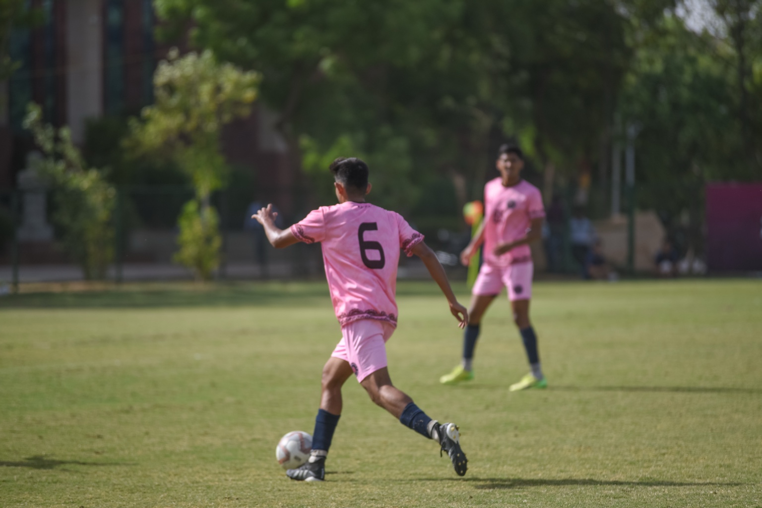 Aayu Tiwary wearing number 6